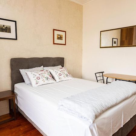 Ugi House - City Center Beograd Bagian luar foto
